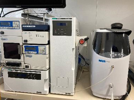 高速液体クロマトグラフ（HPLC）